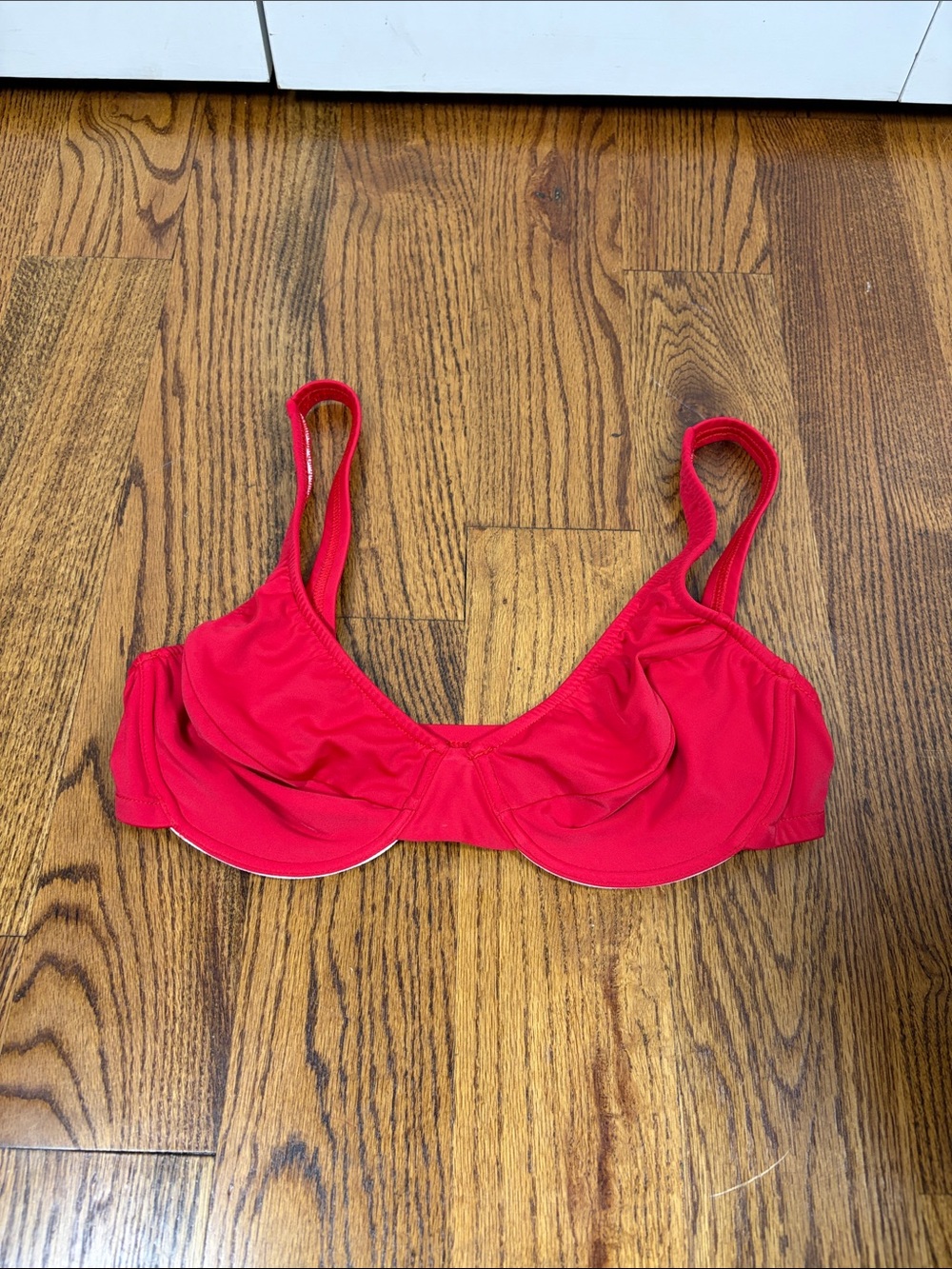 VENUS Red Underwire Bikini Top Size 32DDD/34DD/36D